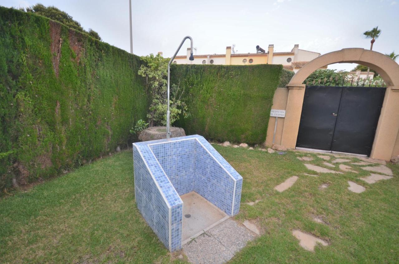 הוילה טורבייחה Agradable Adosado Con Piscina, Duchas Hidromasaje מראה חיצוני תמונה