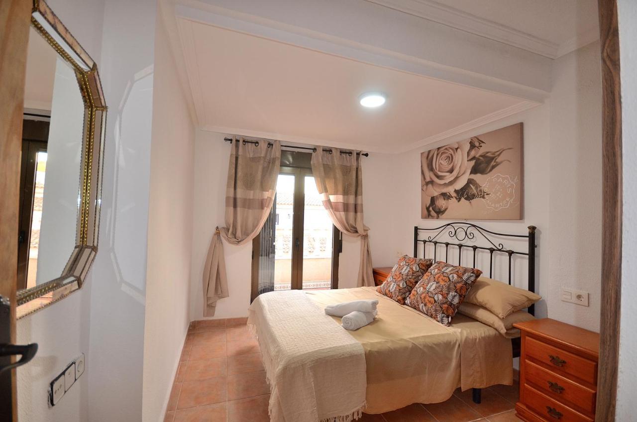 הוילה טורבייחה Agradable Adosado Con Piscina, Duchas Hidromasaje מראה חיצוני תמונה
