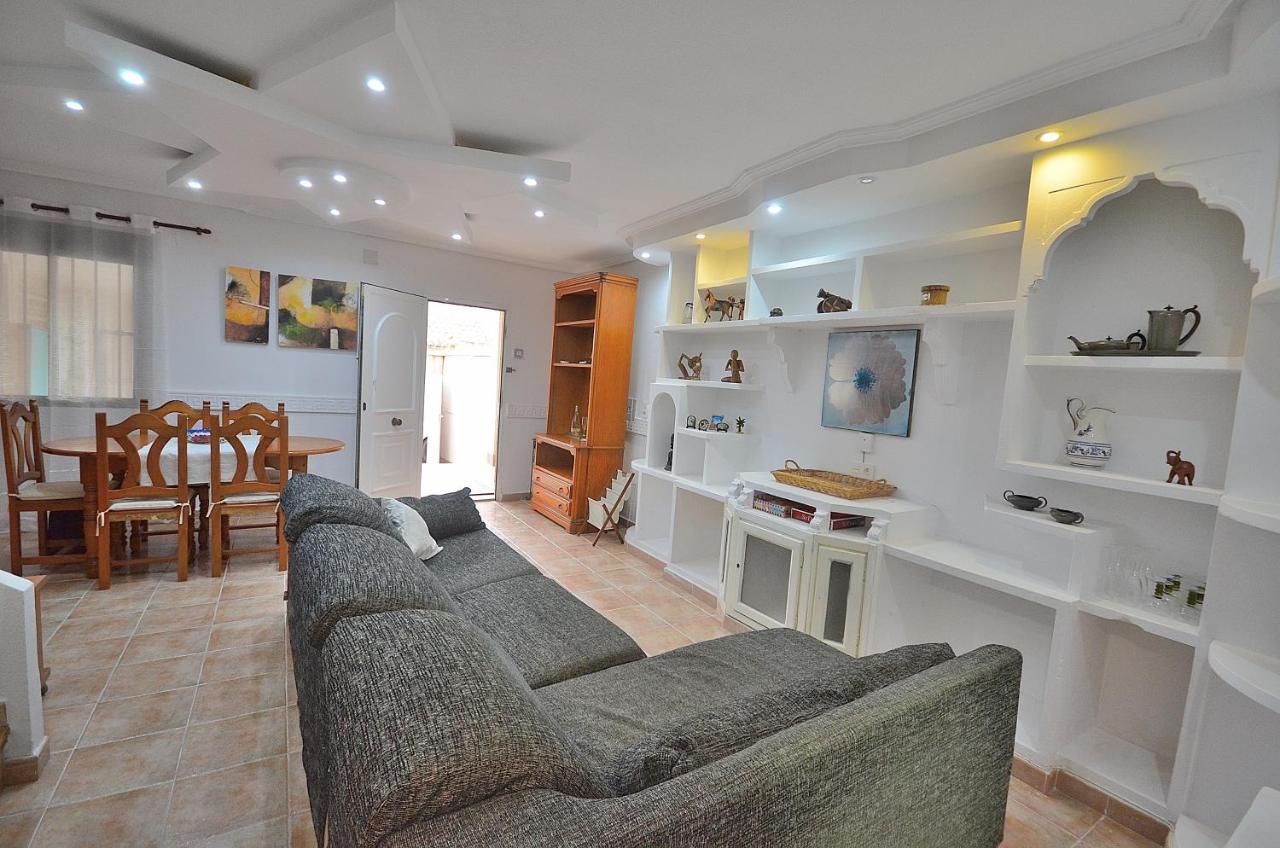 הוילה טורבייחה Agradable Adosado Con Piscina, Duchas Hidromasaje מראה חיצוני תמונה