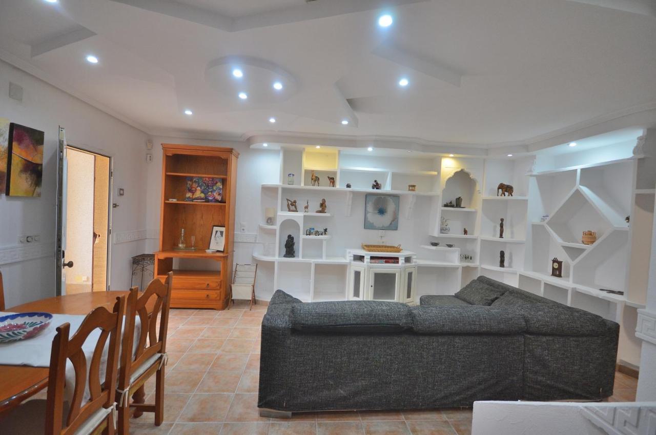 הוילה טורבייחה Agradable Adosado Con Piscina, Duchas Hidromasaje מראה חיצוני תמונה