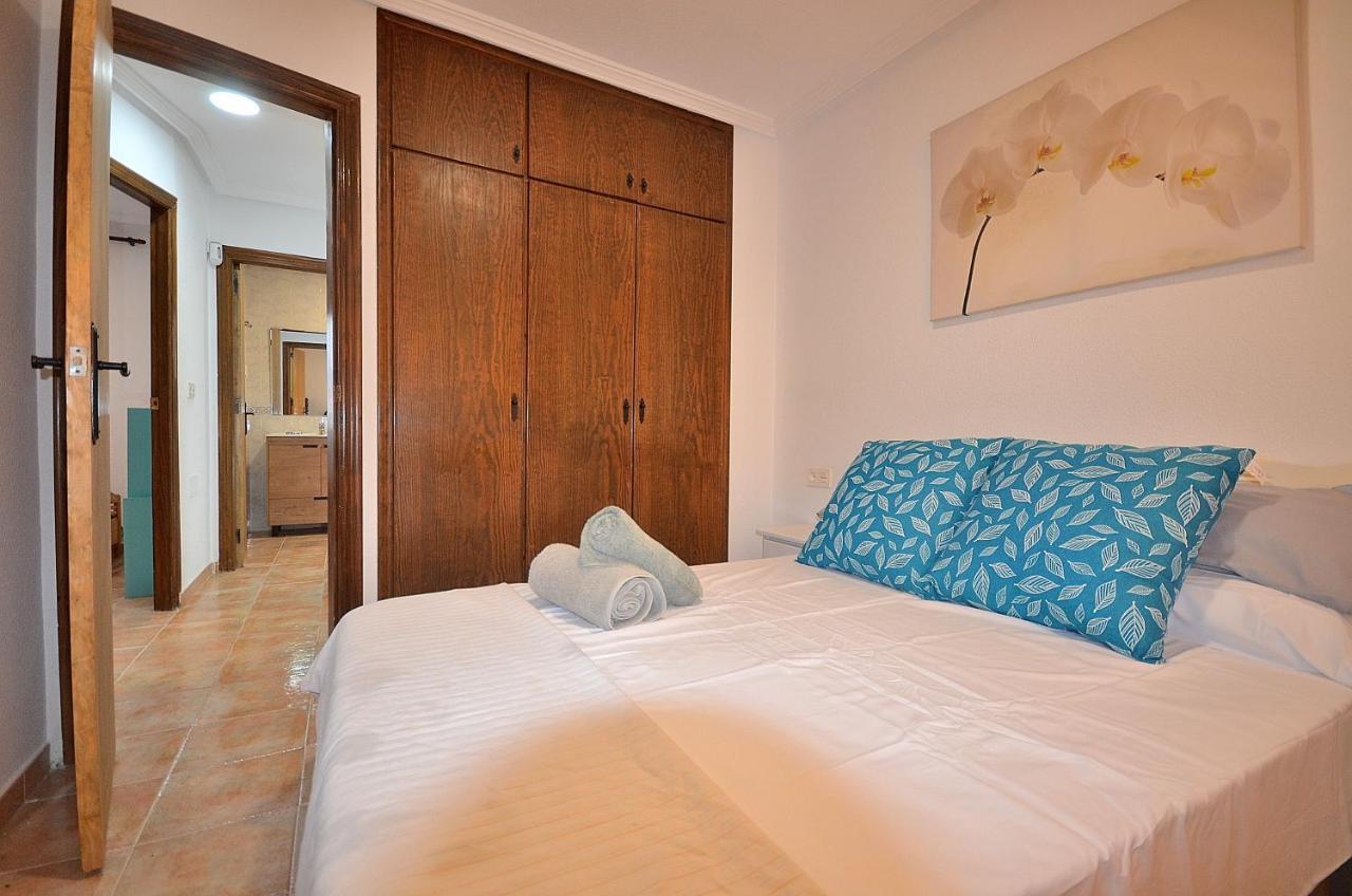 הוילה טורבייחה Agradable Adosado Con Piscina, Duchas Hidromasaje מראה חיצוני תמונה